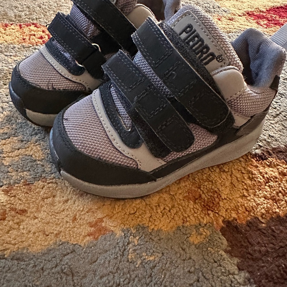 Kids' Piedro Sneakers